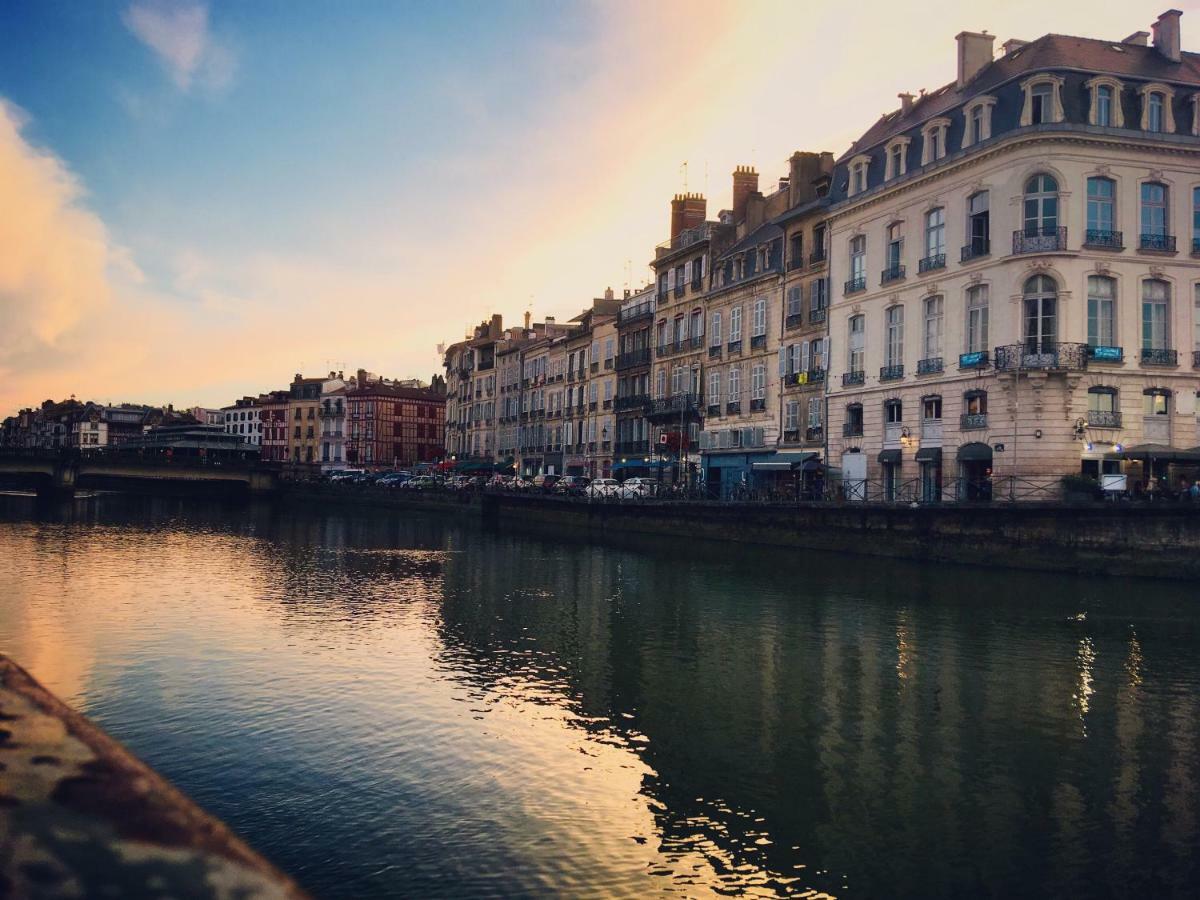 Hotel Le Port Neuf Bayonne Ngoại thất bức ảnh
